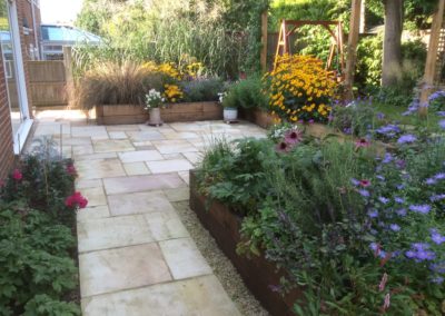 Image of the Crowthorne Case Study garden